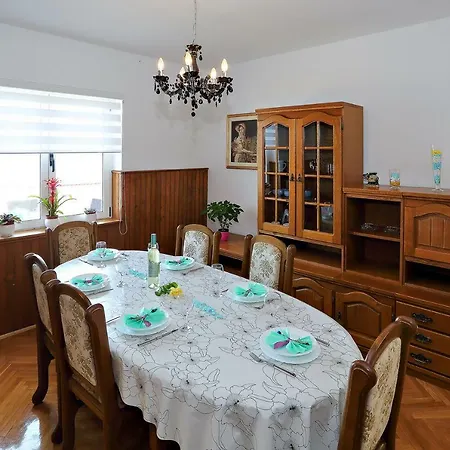 Nena Apartment